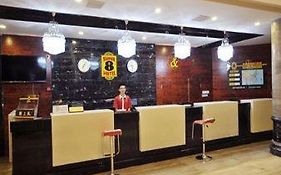 Super 8 Hotel Longyan Bao Tai